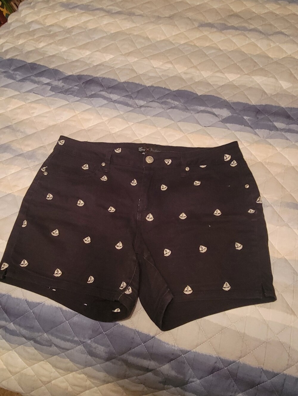Love Indigo Navy Shorts with White Sailboat Motif